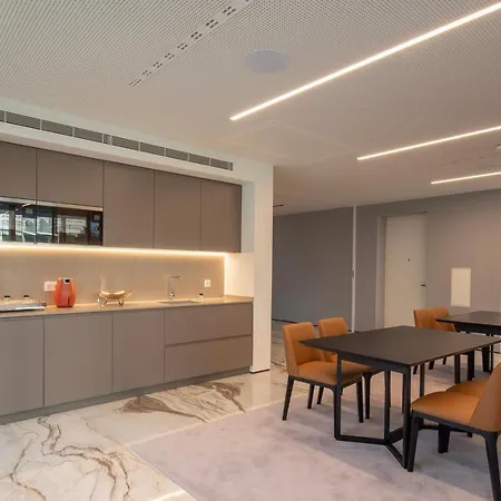 Cascais - 1 Bedroom And Shared Pool In Campolide Daire Lisboa