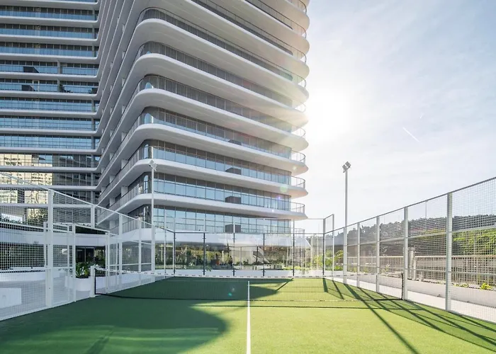 Cascais - 1 Bedroom And Shared Pool In Campolide Лиссабон