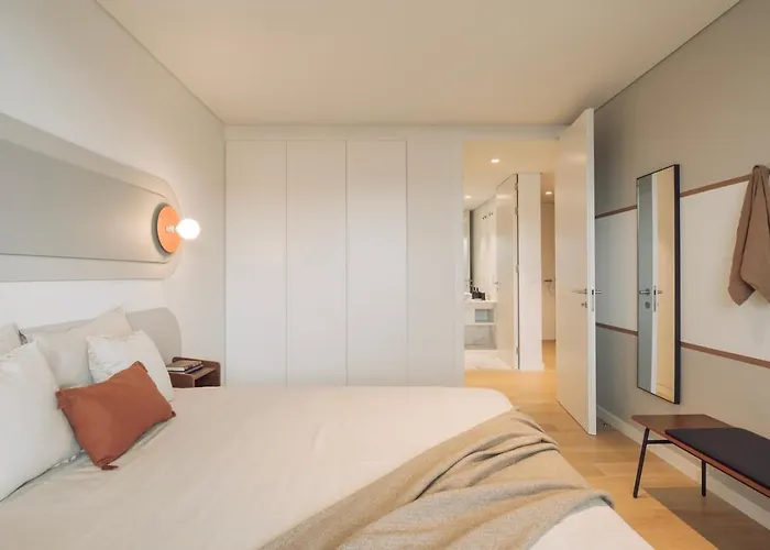 Cascais - 1 Bedroom And Shared Pool In Campolide Лиссабон