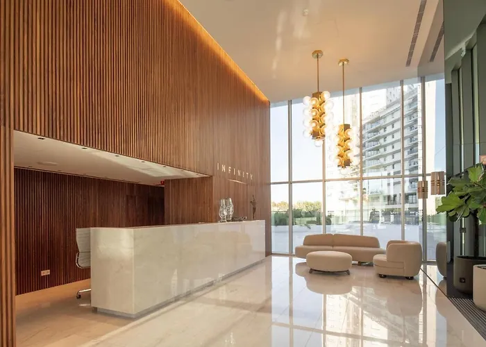 Cascais - 1 Bedroom And Shared Pool In Campolide *