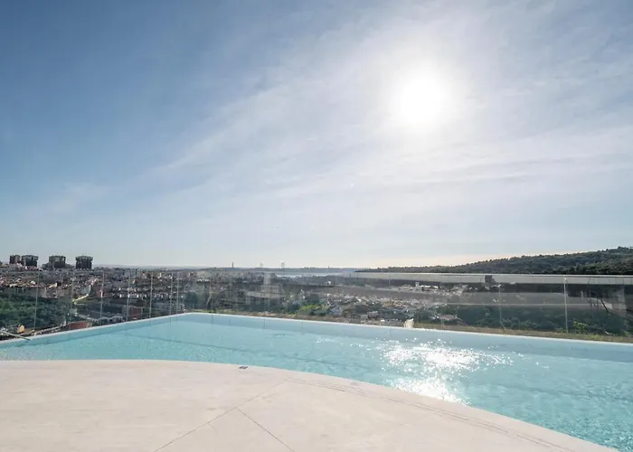 شقة Cascais - 1 Bedroom And Shared Pool In Campolide *