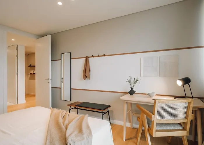 Cascais - 1 Bedroom And Shared Pool In Campolide Апартаменты Лиссабон