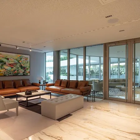 Appartement Cascais - 1 Bedroom And Shared Pool In Campolide Lisboa