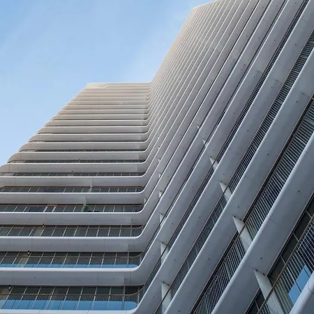 Appartement Cascais - 1 Bedroom And Shared Pool In Campolide Lisboa