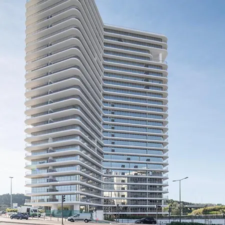 Appartement Cascais - 1 Bedroom And Shared Pool In Campolide Lisboa