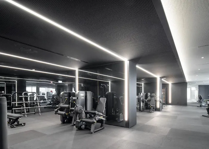 Apartment Cascais - 1 Bedroom And Shared Pool In Campolide Lisbon